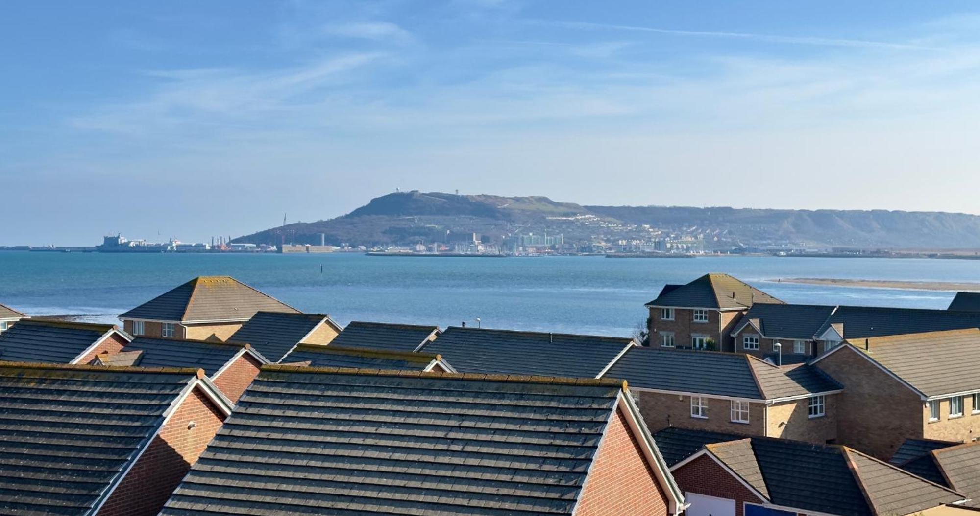 Chalkhill View - Idyllic Sea Views Parking Villa Wyke Regis Exterior photo